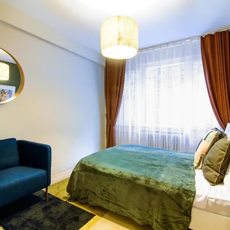Exquisite And Spacious Flat In Nisantasi Istanboel